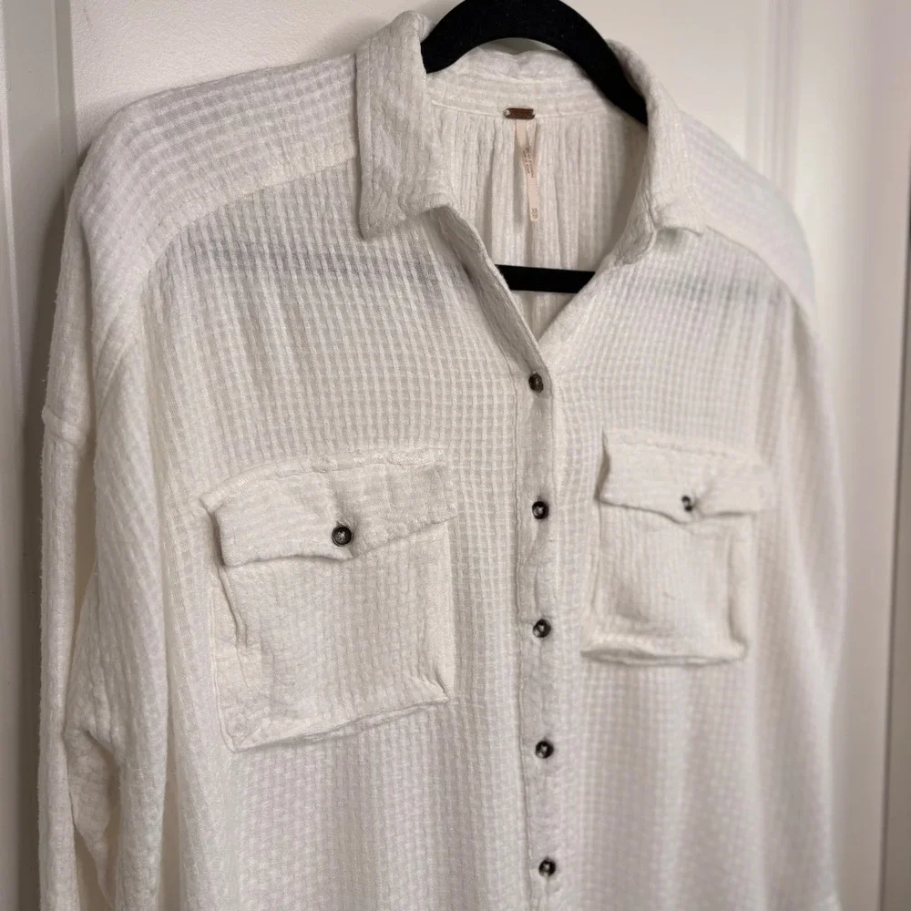 Free People White Button Down Shirt XS Waffle Weave Oversize Gauze Tunic Peasant